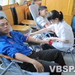 Những năm qua đoàn viên thanh niên ở các chi đoàn thuộc Đoàn TN NHCSXH Trung ương tham gia tích cực hiến máu tình nguyện cứu người