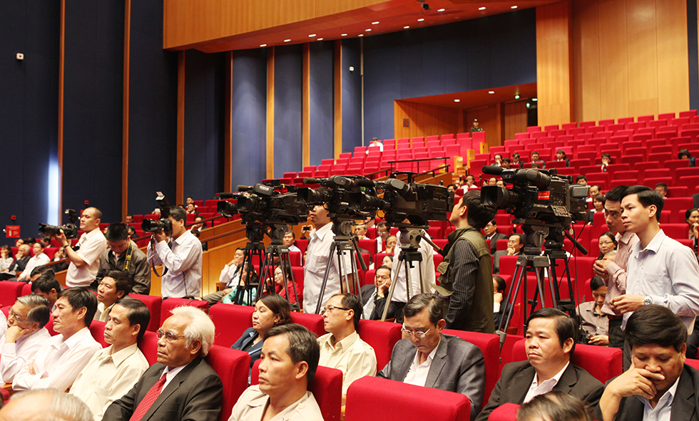 Đông đảo phóng viên các cơ quan báo chí ở Trung ương và địa phương đã đến dự và đưa tin