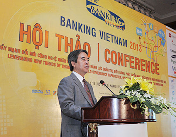 Thống đốc NHNN Nguyễn Văn Bình phát biểu khai mạc