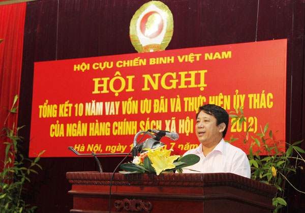 Phó Tổng giám đốc NHCSXH Nguyễn Văn Lý đánh giá cao nỗ lực của Hội CCB Việt Nam trong 10 năm thực hiện ủy thác cho vay vốn đối với hộ nghèo và các đối tượng chính sách khác
