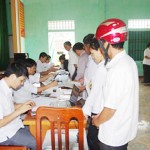 NHCSXH huyện Giao Thủy cho vay hộ nghèo tại Điểm giao dịch xã Giao Phong