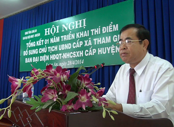 Ông Trần Hữu Phước - Phó Chủ tịch UBND tỉnh Long An phát biểu tại Hội nghị
