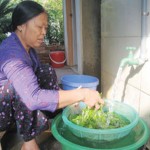 Vốn vay chính sách giúp nhiều hộ gia đình ở nông thôn có nước sạch để dùng Ảnh: Tư liệu