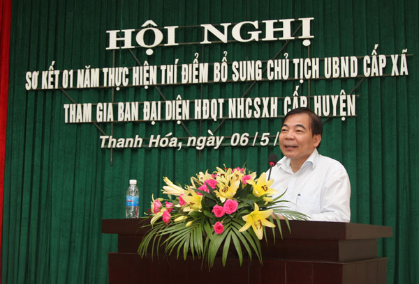 Đồng chí Nguyễn Viết Mạnh phát biểu tại Hội nghị