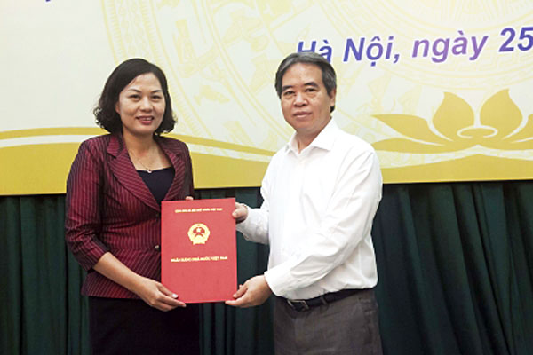 Công bố Quyết định bổ nhiệm Phó Thống đốc Nguyễn Thị Hồng