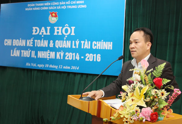 Phó Bí thư Đoàn Thanh niên NHCSXH Trung ương Nguyễn Duy Thắng  phát biểu