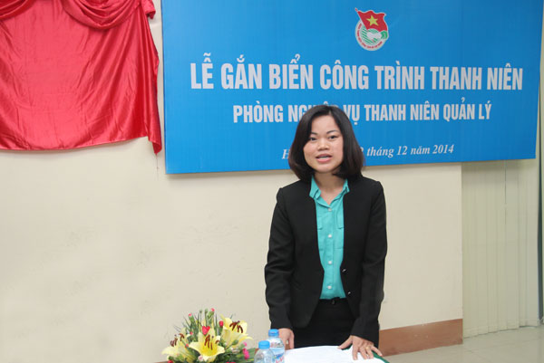 Đồng chí Đỗ Minh Hường - Ủy viên BTV, Trưởng ban phong trào thanh niên Đoàn khối Doanh nghiệp Trung ương phát biểu tại Lễ gắn biển