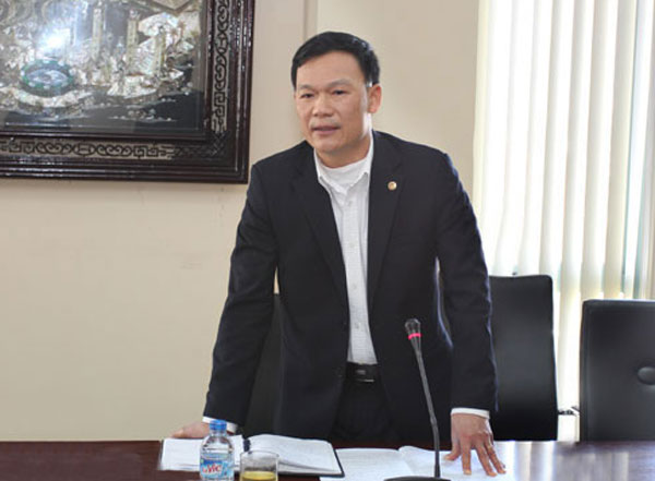 Đồng chí Nguyễn Văn Quế - Ủy viên BCH Đảng ủy NHCSXH Trung ương phát biểu