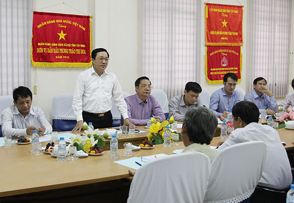 Tổng giám đốc phát biểu chỉ đạo tại buổi làm việc với chi nhánh tỉnh Tây Ninh