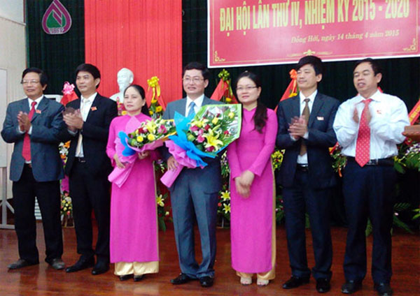 BCH Chi bộ NHCSXH tỉnh Quảng Bình, nhiệm kỳ 2015 - 2020 ra mắt Đại hội