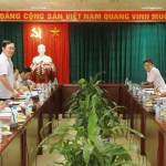 Tổng Giám đốc Dương Quyết Thắng (người đứng) phát biểu tại buổi làm việc
