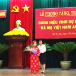 Mẹ Việt Nam Anh hùng Nguyễn Thị Thuộc đã được NHCSXH nhận nhận phụng dưỡng suốt đời