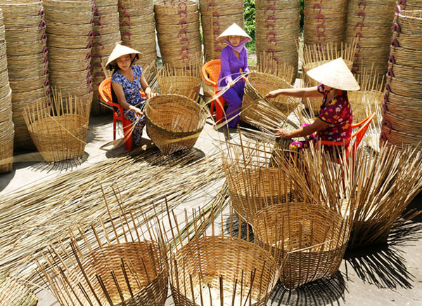 Từ sự hỗ trợ về vốn của Chính phủ, tỉnh Quảng Nam có điều kiện phát triển mây, tre đan xuất khẩu, tạo việc làm cho lao động địa phương