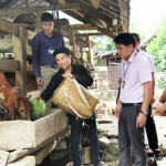 Anh Giàng Mí Páo vay vốn nuôi bò, mỗi năm cho thu nhập hàng trăm triệu đồng
