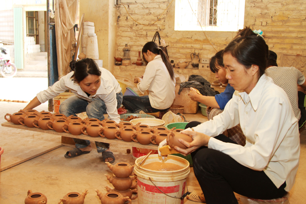 Nguồn vốn vay ưu đãi đã tạo việc làm ổn định cho người lao động ở các làng nghề truyền thống của Gia Lâm