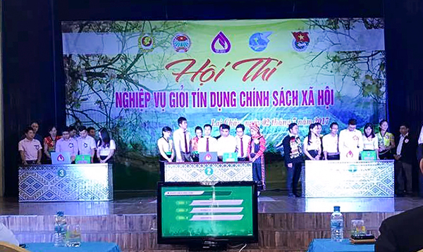 Ban tổ chức Hội thi tại tỉnh Lai Châu đã trao trao giải Nhất cho đội thi của huyện Sìn Hồ; giải Nhì thuộc về Hội sở tỉnh; giải Ba là đội thi của huyện Than Uyên