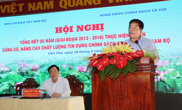 Phó Trưởng Ban Thường trực Ban chỉ đạo Tây Nam Bộ Sơn Minh Thắng đánh giá quá trình phối hợp giữa Ban chỉ đạo và NHCSXH trong việc thực hiện Đề án   