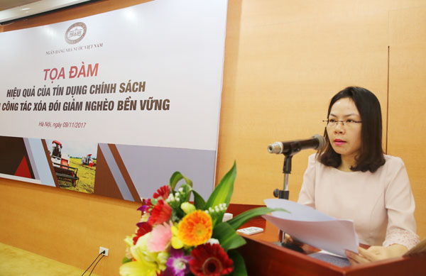 Bà Hà Thu Giang, Phó Vụ trưởng Vụ tín dụng các ngành kinh tế - NHNN đánh giá cao hiệu quả hoạt động của NHCSXH