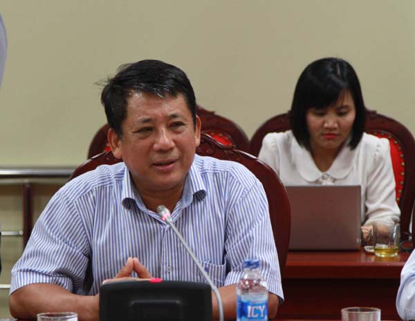 Phó Tổng Giám đốc Nguyễn Văn Lý trao đổi tại buổi toạ đàm