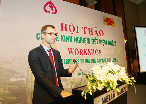 Bí thư thứ nhất Đại sứ quán CHLB Đức Jörg Rüger đánh giá cao mô hình và hoạt động của NHCSXH Việt Nam