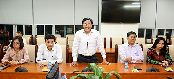 Tổng Giám đốc Dương Quyết Thắng phát biểu tại buổi làm việc