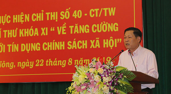 Phó Bí thư Tỉnh ủy, Chủ tịch UBND tỉnh Nguyễn Bốn phát biểu tại Hội nghị