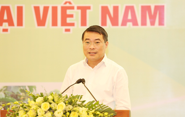 Thống đốc NHNN Việt Nam kiêm Chủ tịch HĐQT NHCSXH Lê Minh Hưng phát biểu tại Hội nghị