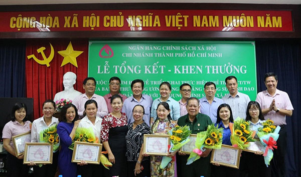 Các cá nhân, tập thể nhận giải thưởng trong Cuộc thi tại TP Hồ Chí Minh