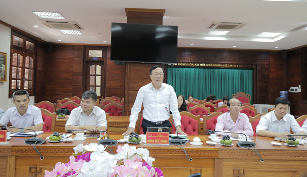Thành viên Ban Chỉ đạo các Chương trình MTQG - Tổng Giám đốc NHCSXH Dương Quyết Thắng phát biểu tại buổi làm việc
