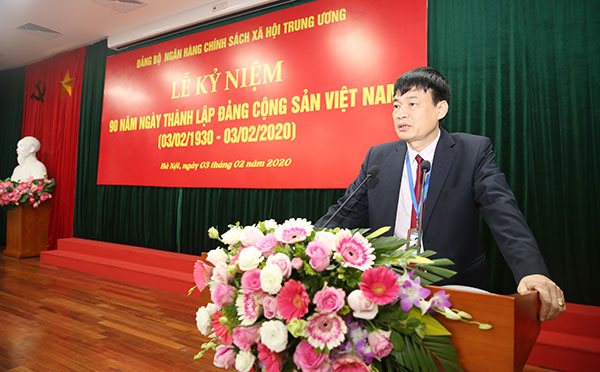 Phó Bí thư Đảng ủy NHCSXH TW, Phó Tổng Giám đốc Bùi Quang Vinh ôn lại truyền thống lịch sử vẻ vang, hào hùng của Đảng Cộng sản Việt Nam
