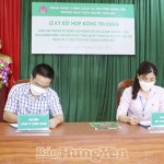 NHCSXH huyện Văn Lâm và Công ty TNHH giấy vở Long Thành ký kết hợp đồng tín dụng