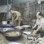 Gia đình ông Mai Văn Quý vay vốn phát triển dịch vụ buôn bán hải sản