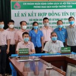 NHCSXH huyện Thường Xuân ký kết hợp đồng tín dụng với Công ty CP Xây lắp điện và dịch vụ điện Tín Nghĩa