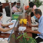 Phòng giao dịch NHCSXH huyện Krông Nô luôn tạo điều kiện thuận lợi cho hộ nghèo và các đối tượng chính sách khác tiếp cận nguồn vốn ưu đãi