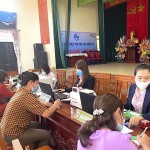 Điểm giao dịch định kỳ hằng tháng tại xã Lương Lỗ của Phòng giao dịch NHCSXH huyện Thanh Ba