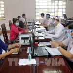Chi nhánh NHCSXH tỉnh Kon Tum giải ngân nguồn vốn ưu đãi tại Điểm giao dịch xã
