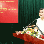 Đồng chí Nguyễn Đức Phong - Phó Bí thư thường trực Đảng ủy Khối DNTW phát biểu chỉ đạo Hội nghị