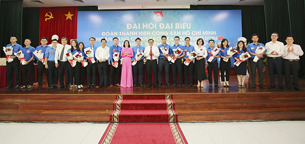 BCH Đoàn TNCS Hồ Chí Minh NHCSXHTW nhiệm kỳ 2022 - 2027 ra mắt Đại hội