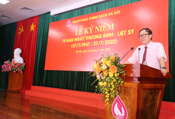 Đại diện thân nhân gia đình liệt sĩ, Tổng Giám đốc Dương Quyết Thắng phát biểu tại Lễ kỷ niệm