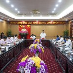 Đồng chí Hoàng Duy Chinh - Bí thư Tỉnh ủy Bắc Kạn phát biểu tại buổi làm việc