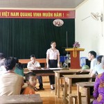 Một buổi họp định kỳ của Tổ tiết kiệm và vay vốn bản Nong Xôm, xã Hát Lót, huyện Mai Sơn