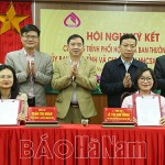 Chi nhánh NHCSXH tỉnh Hà Nam và UBMTTQ tỉnh ký kết chương trình phối hợp
