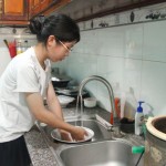 Nhiều hộ dân ở xã Hòa Tân Tây, huyện Tây Hòa vay vốn chương trình cho vay NS&VSMNT để bắt hệ thống nước sạch, làm công trình vệ sinh khi xây lại nhà