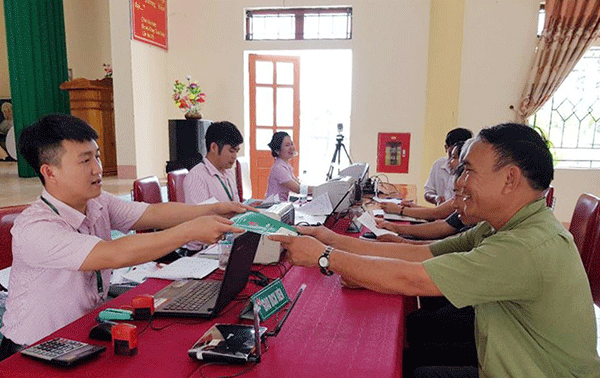 Hoạt động tín dụng chính sách xã hội ở Anh Sơn luôn nhận được sự tin tưởng của người dân