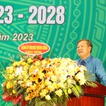 Đồng chí Nguyễn Văn Tân - Phó Chủ tịch Thường trực Công đoàn NHVN phát biểu chỉ đạo Đại hội