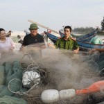 Ngay khi nhận được 100 triệu đồng tiền vay, vợ chồng ông Lê Văn Bình đã mua ngay ngư lưới cụ, phục vụ đánh bắt hải sản, với mỗi chuyến ra khơi, thu được từ 1 - 3 triệu đồng