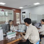 Hoạt động giao dịch tại NHCSXH huyện Chợ Lách, Bến Tre ngày càng được nâng cao nhờ triển khai dịch vụ Mobile Banking