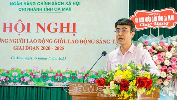 Phó Tổng Giám đốc NHCSXH Nguyễn Đức Hải phát biểu tại hội nghị