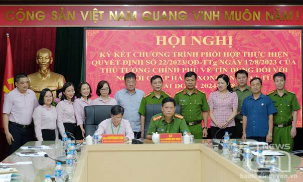 Chi nhánh NCHSXH tỉnh Thái Nguyên và Công an tỉnh ký kết Chương trình phối hợp thực hiện Quyết định số 22/2023/QĐ-TTg