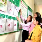 Cán bộ NHCSXH huyện Phú Lộc luôn đồng hành cùng người nghèo và các đối tượng chính sách khác